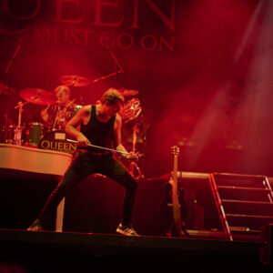 2mb Queen most go on_0Z82875