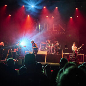 2mb Queen most go on_Z6I3304