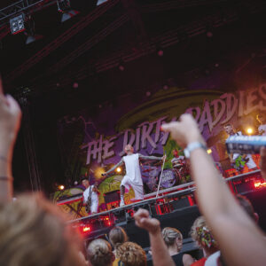 The Dirty Daddys_0Z87120_RobertWestera <2mb